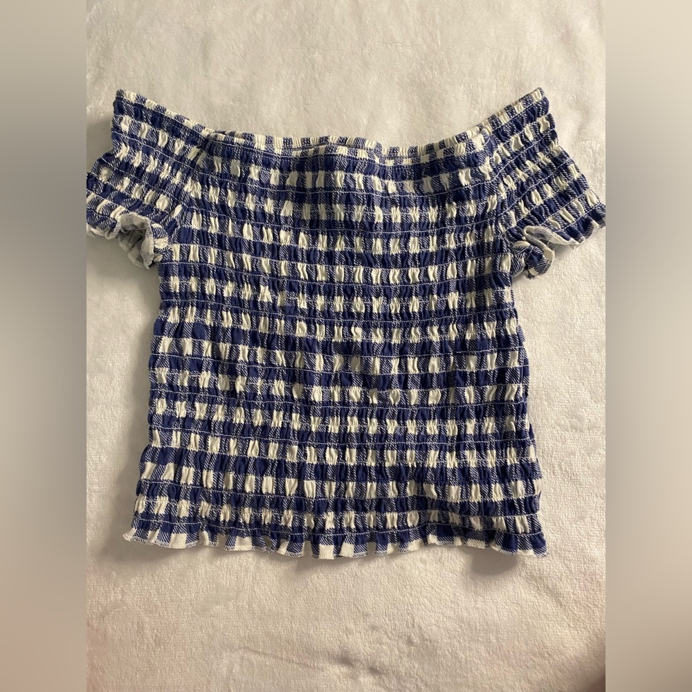 Woman’s crop top - Picture 2 of 3